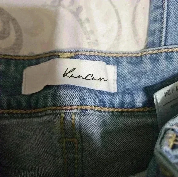 Kancan light wash distressed skinny jeans! - Picture 4 of 8